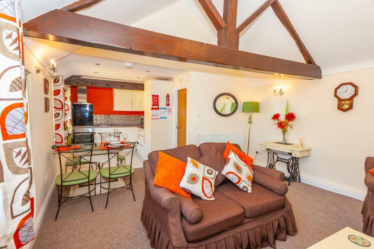 Bodafon Hall Cottages Llandudno Eksteriør bilde