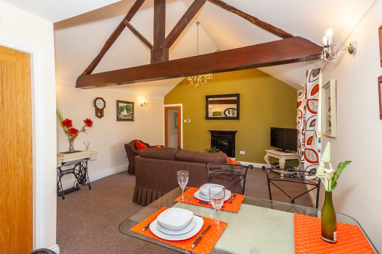 Bodafon Hall Cottages Llandudno Eksteriør bilde